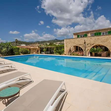 Lovely In With House A Mountain View Vakantiehuis *