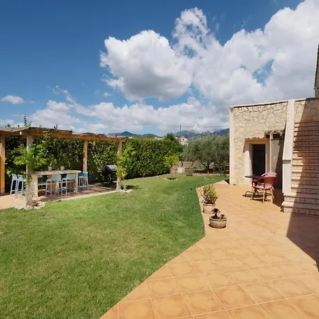 Lovely In With House A Mountain View