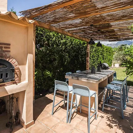 Lovely In With House A Mountain View Selva (Mallorca)